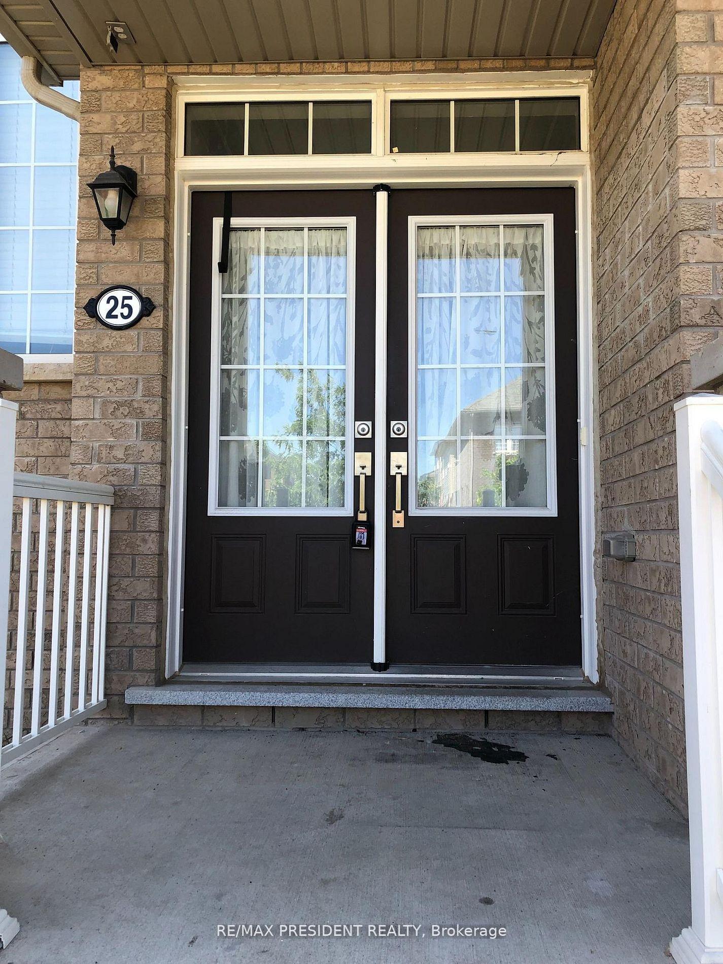 25 Seanesy Drive, Thorold, ON L3B 0G5