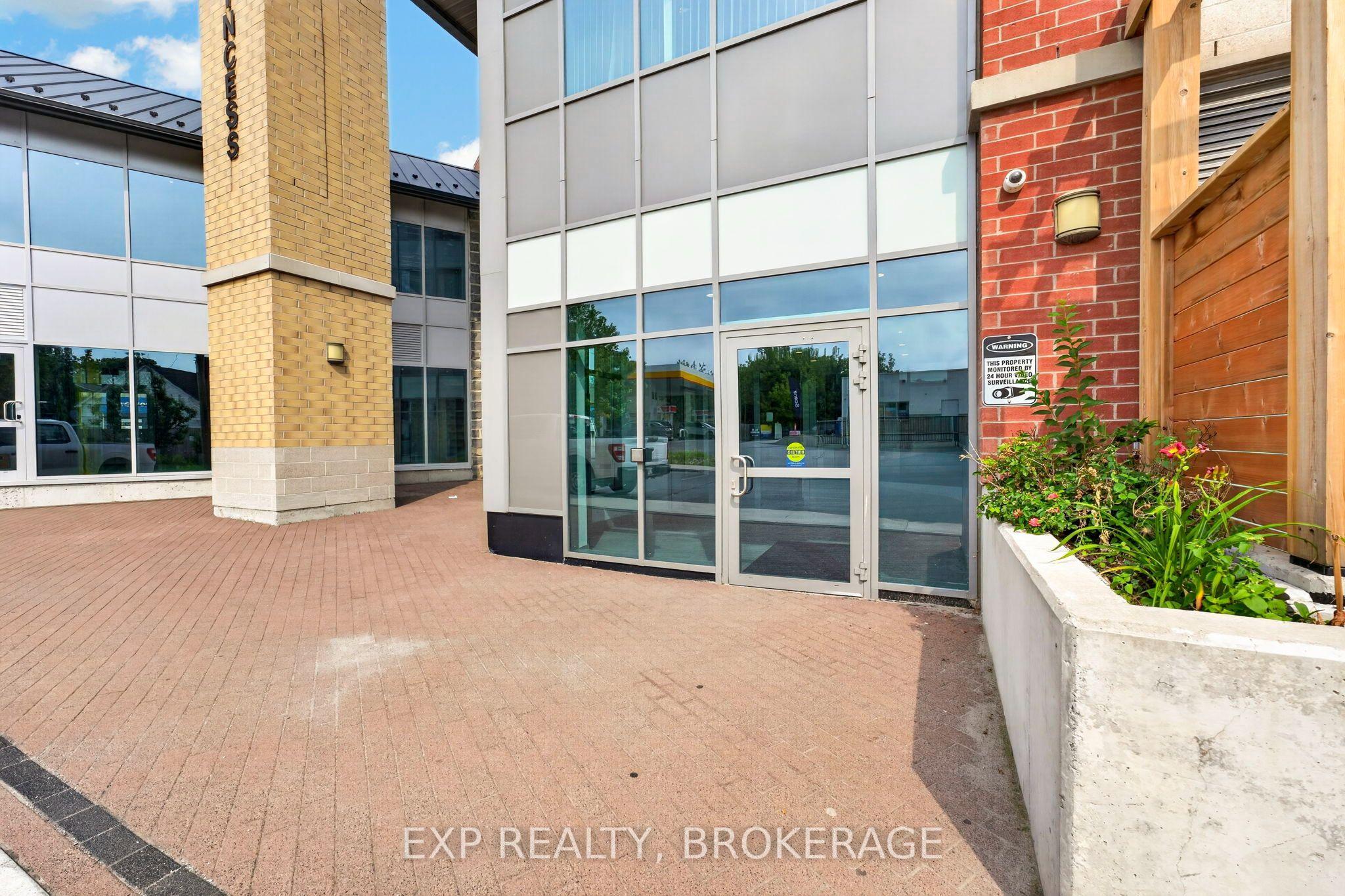 652 Princess Street 326, Kingston, ON K7L 1E5