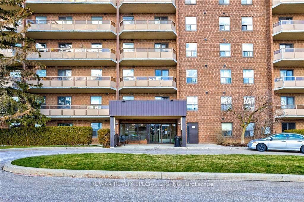 1100 Courtland Avenue 309, Kitchener, ON N2C 2H9