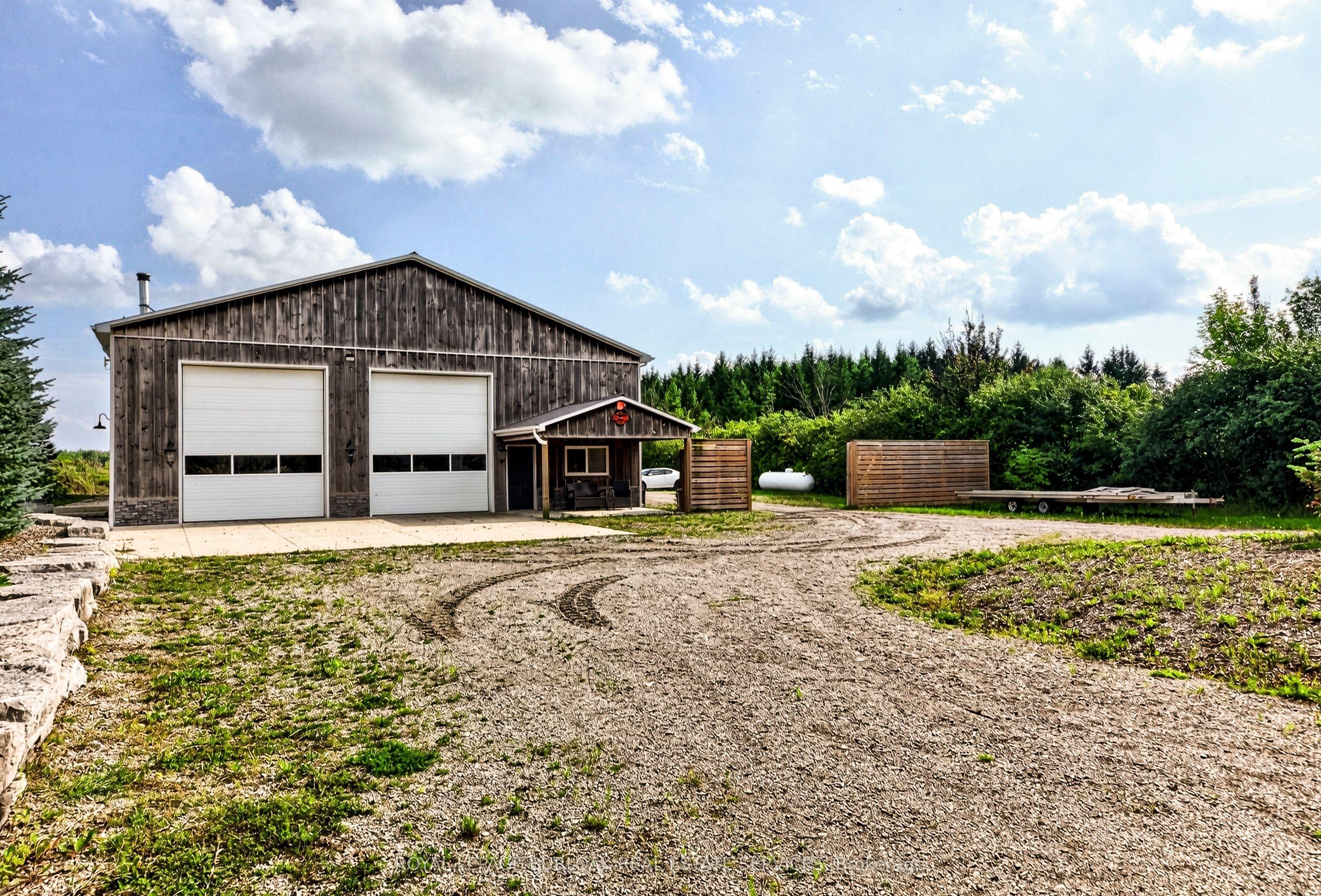1506 6TH Concession Road W shop, Hamilton, ON L0R 1V0