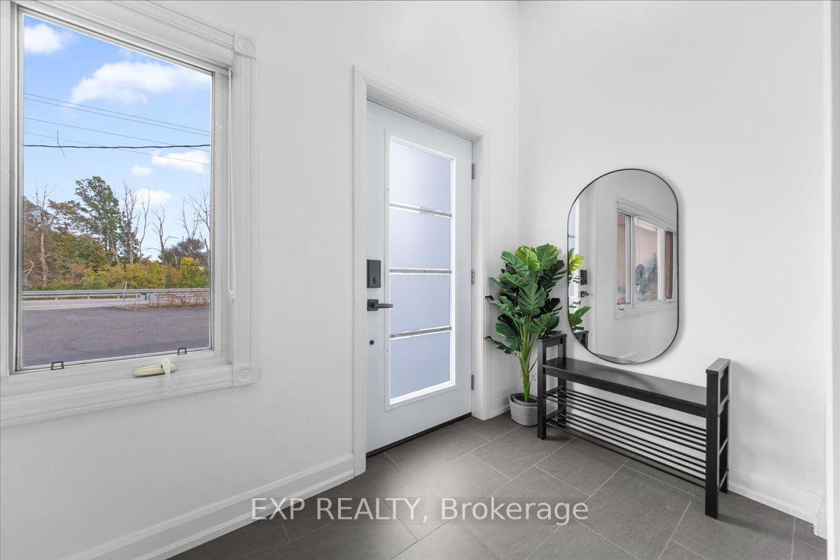 2940 Prince Of Wales Drive, Country Place - Pineglen - Crestview and Area, ON K2E 0B2