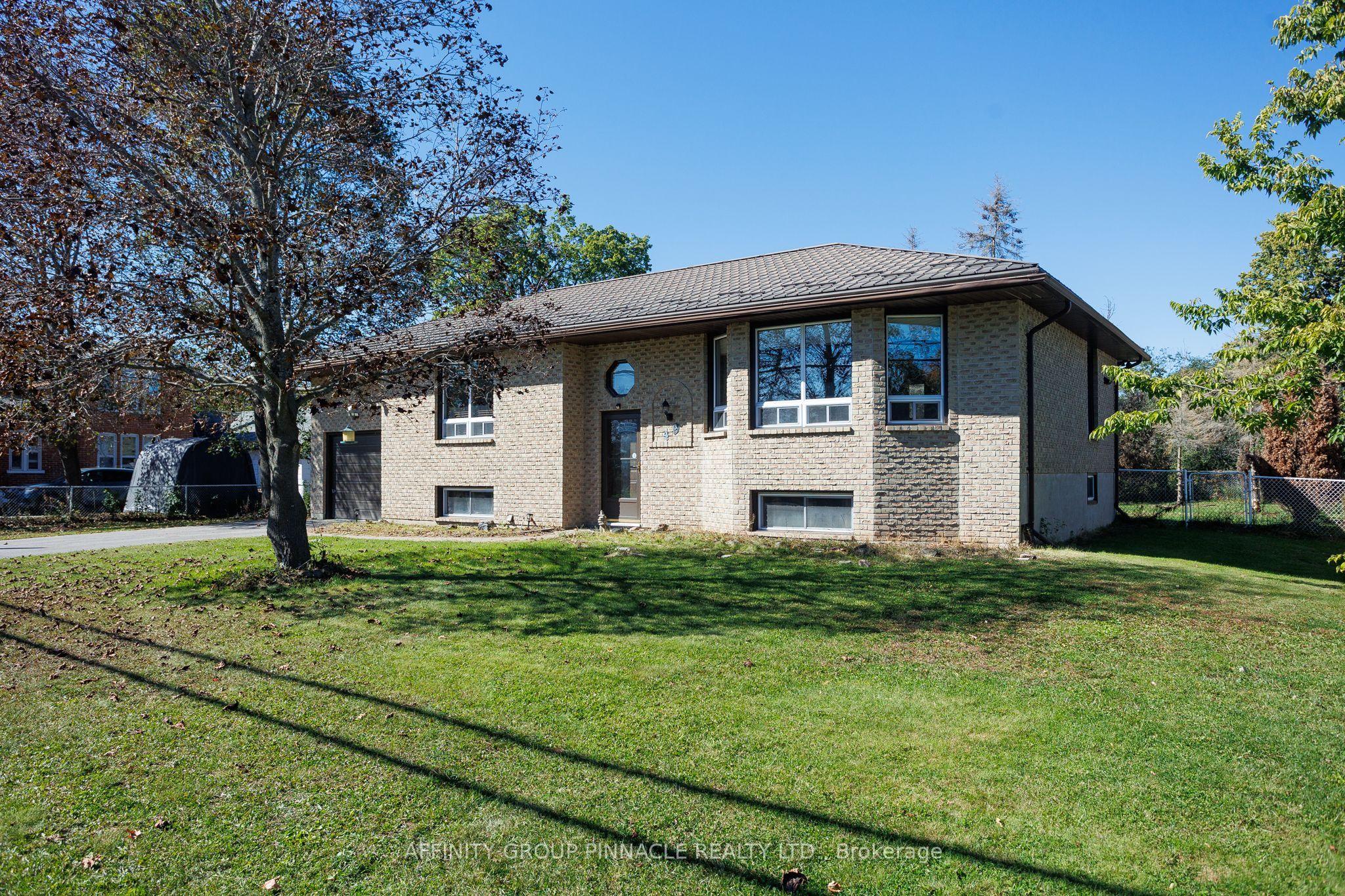 49 Queen Street, Kawartha Lakes, ON K0M 1A0