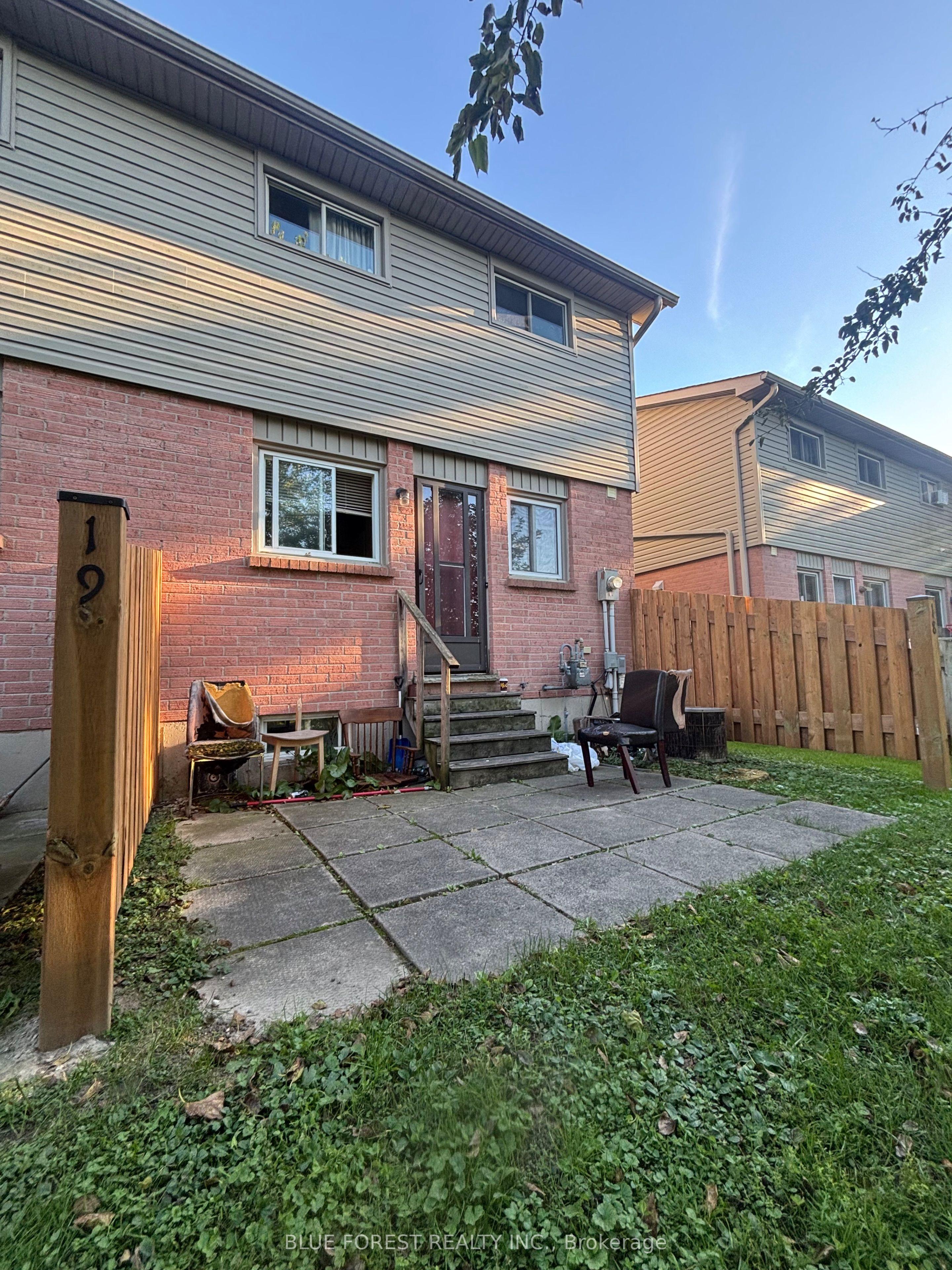 1200 Cheapside Street 18, London East, ON N5Y 5J6