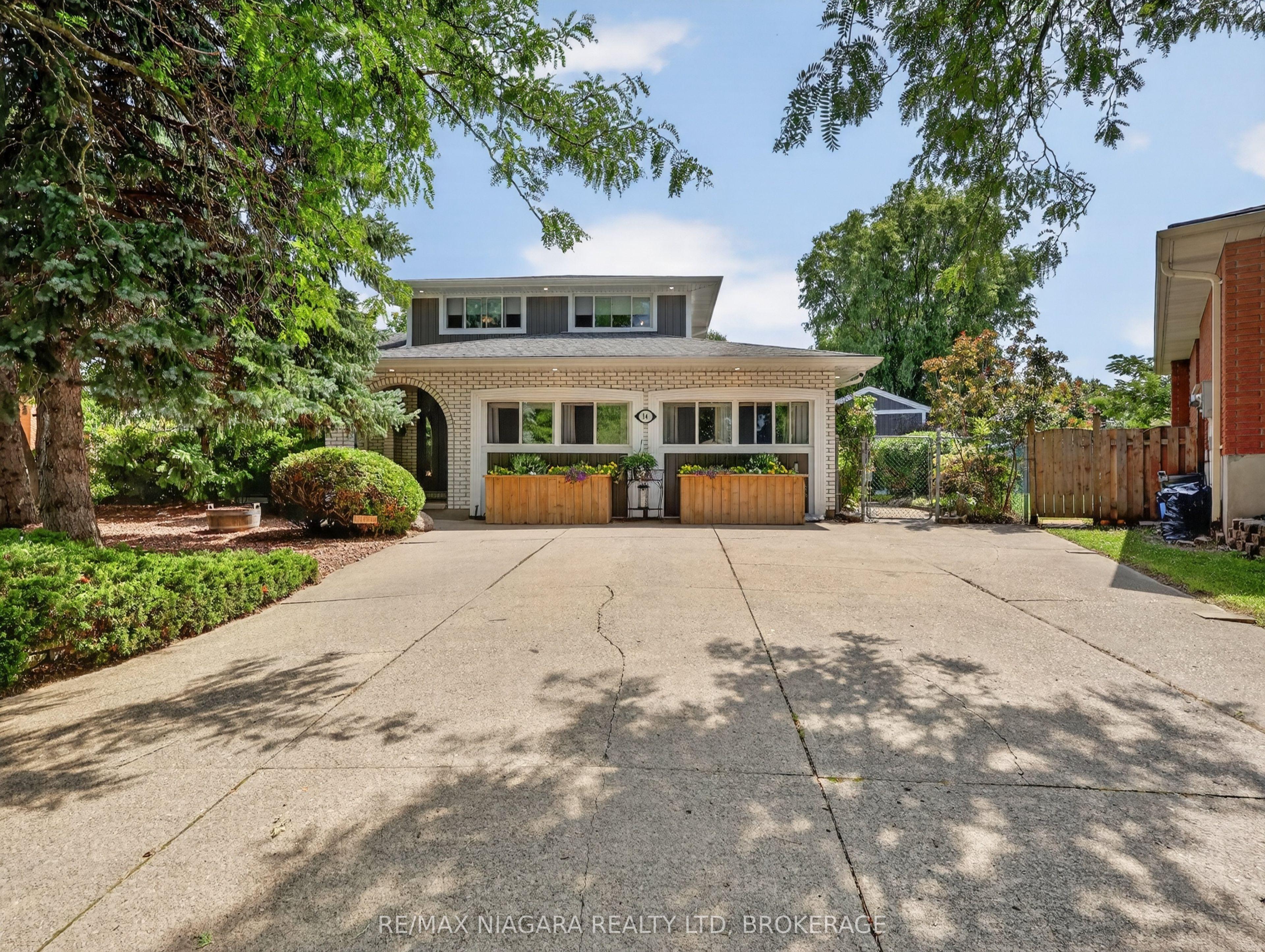 14 Fairlawn Court, St. Catharines, ON L2M 7K4