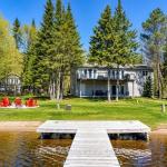 121 North Deer Lake Road, Huntsville, ON P0B 1L0