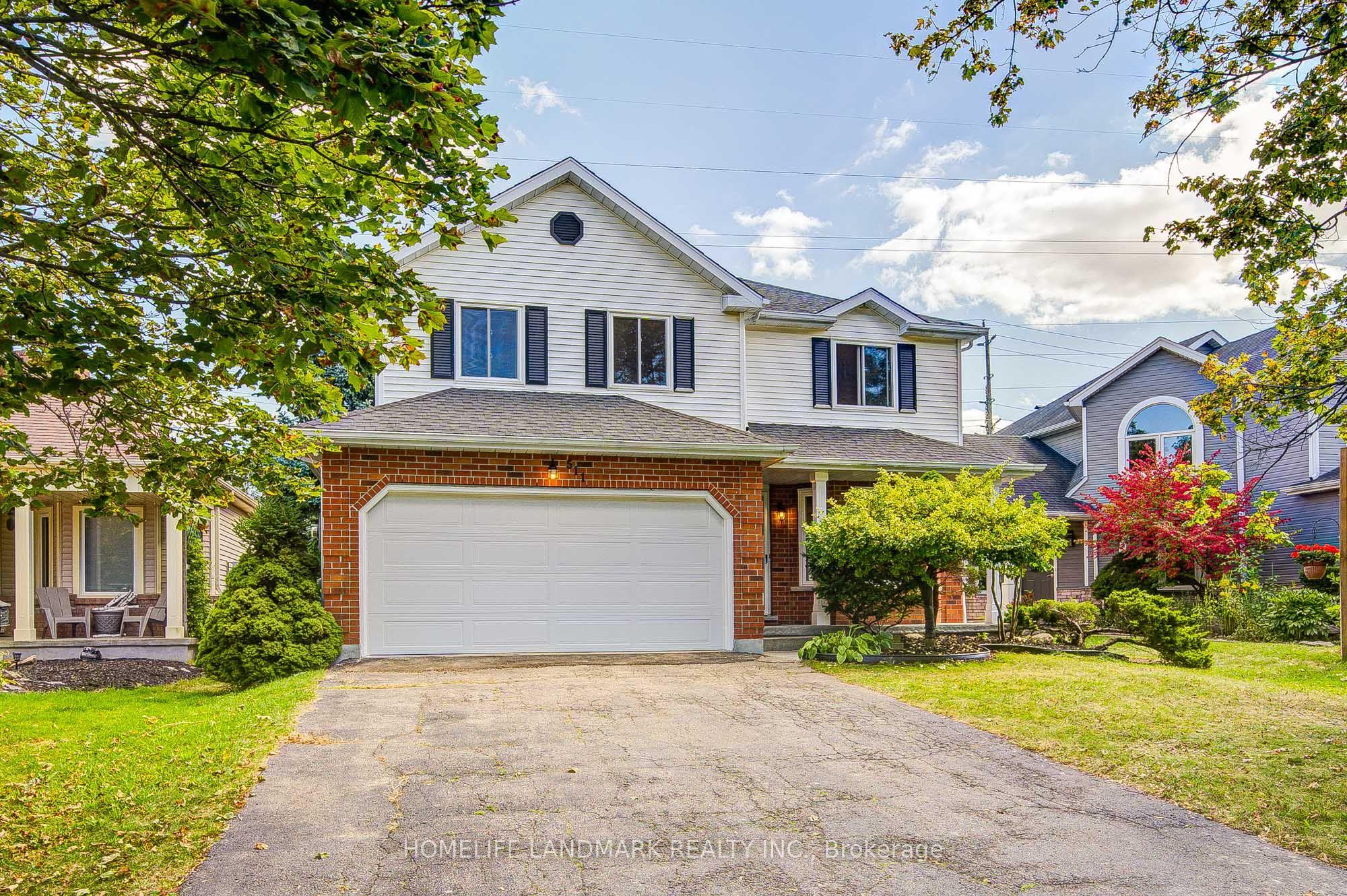 511 Baringham Place, Waterloo, ON N2T 2J4