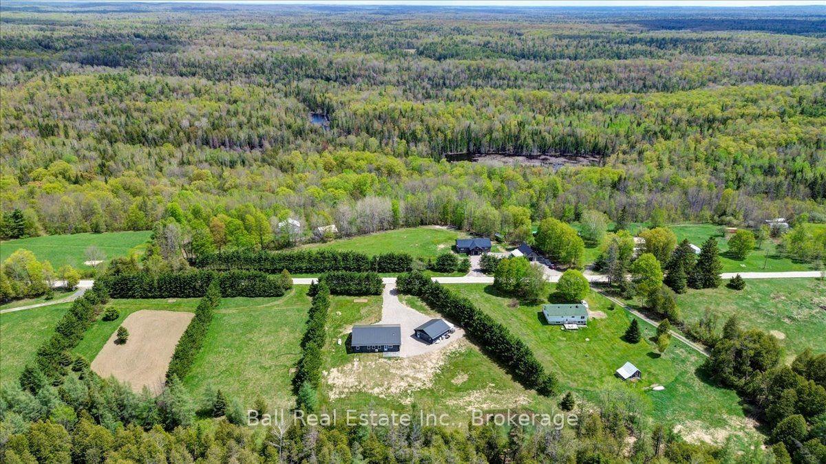 414 Pine View Ridge Road, Tudor and Cashel, ON K0L 1W0
