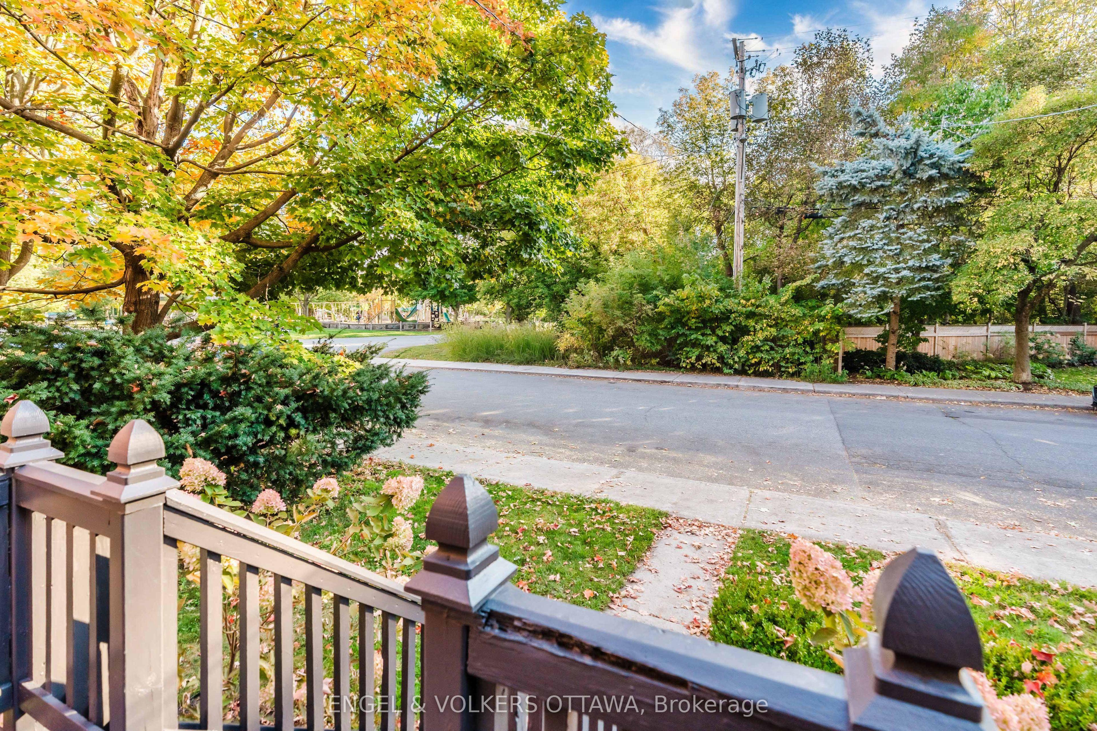 198 Stanley Avenue, New Edinburgh - Lindenlea, ON K1M 1P3