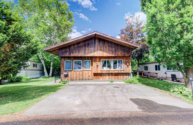 Leased Lot 570 Sumac Street, Centre Wellington, ON N1M 2W5