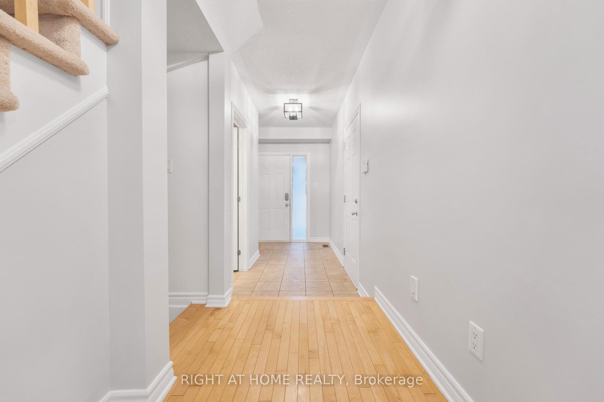 514 Cherokee Way, Stittsville - Munster - Richmond, ON K2S 0H5