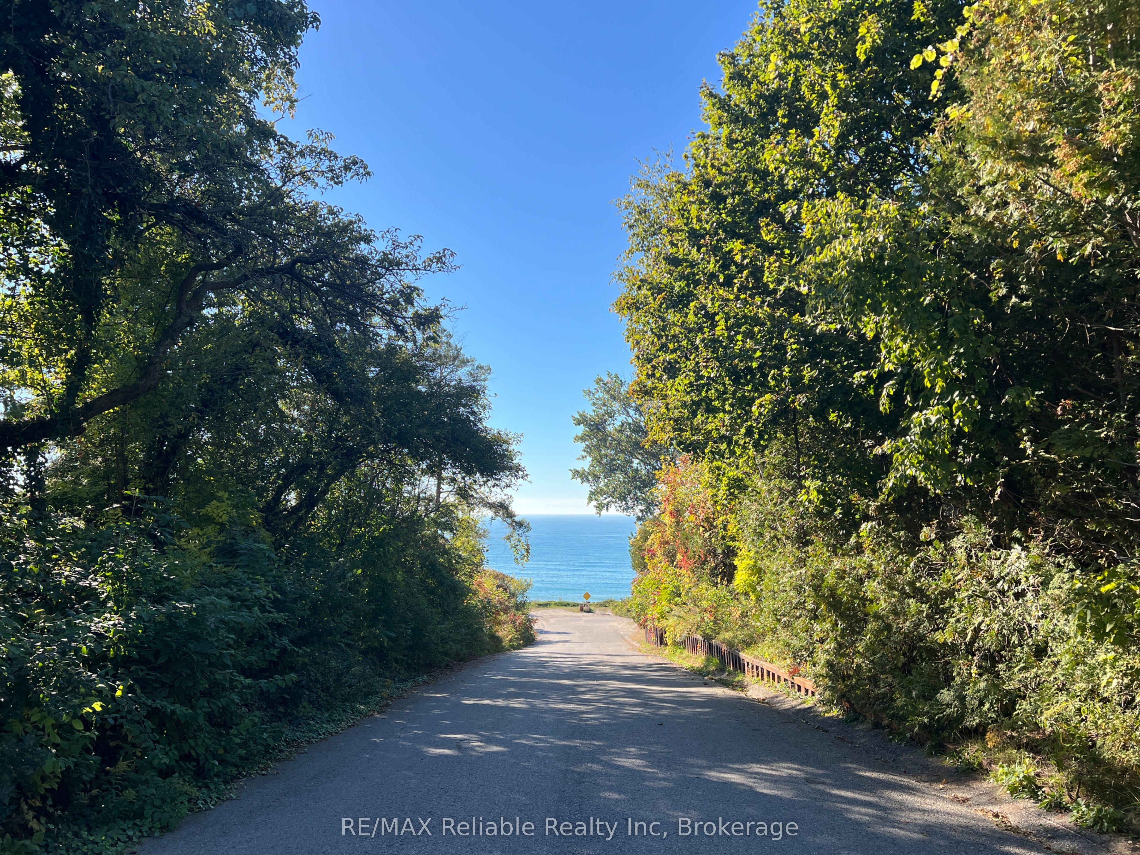 33895 Bissonette Avenue, Bluewater, ON N0M 2T0