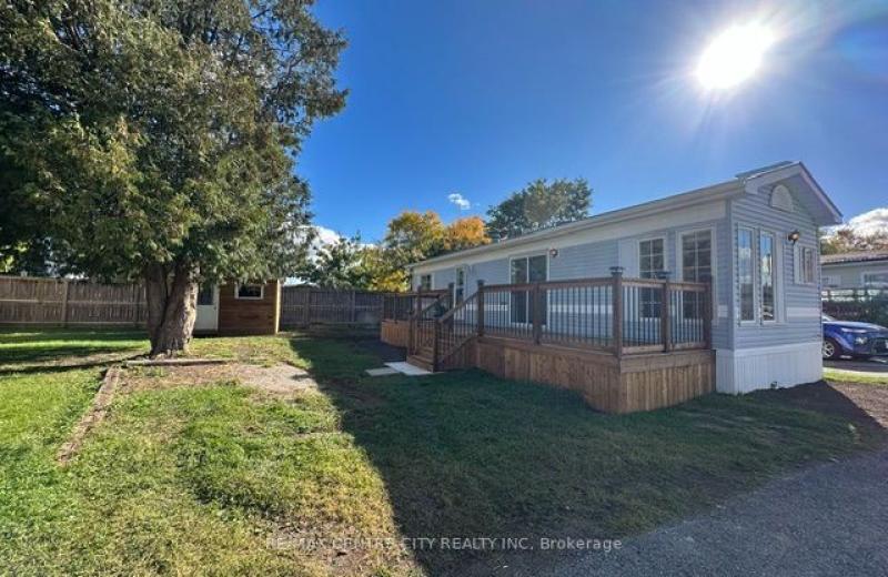 2189 Dundas Street E 111, London East, ON N5V 1H3