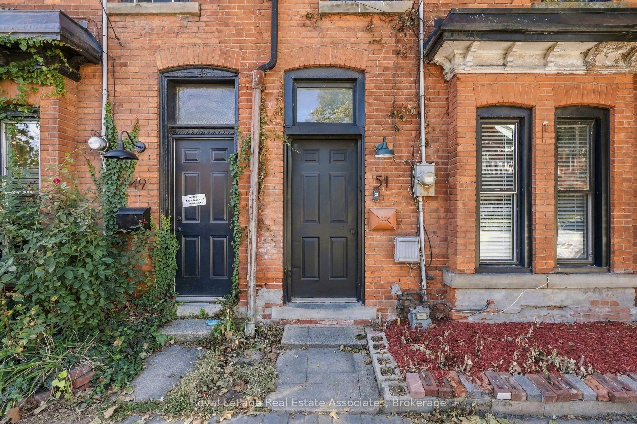 51 Wellington Street N 1, Hamilton, ON L8R 1M9