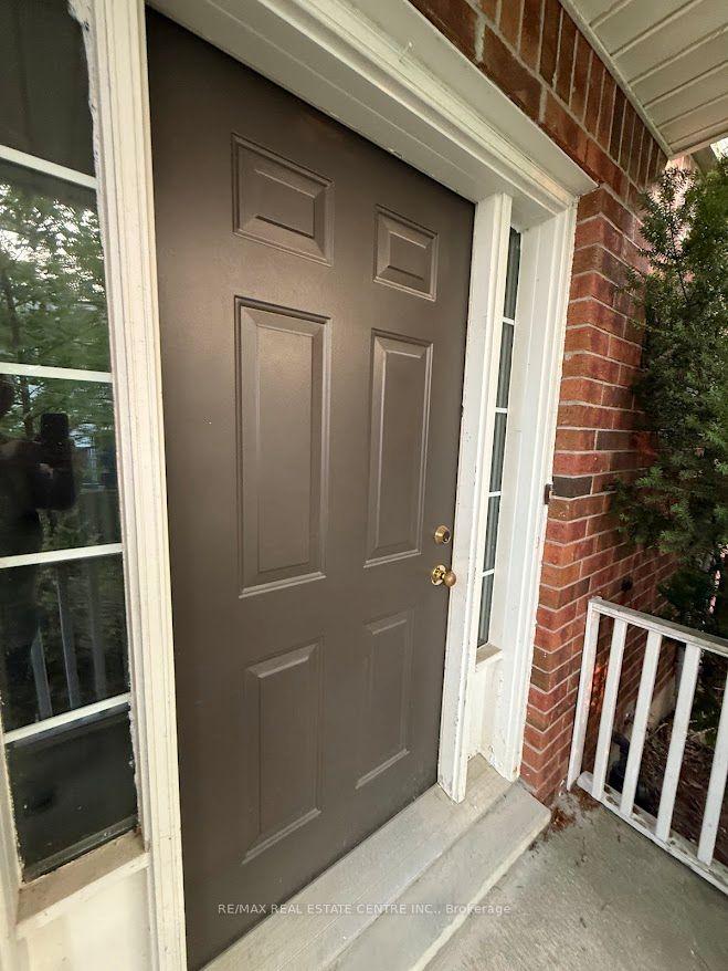 185 Highland Crescent 1, Kitchener, ON N2M 5P8