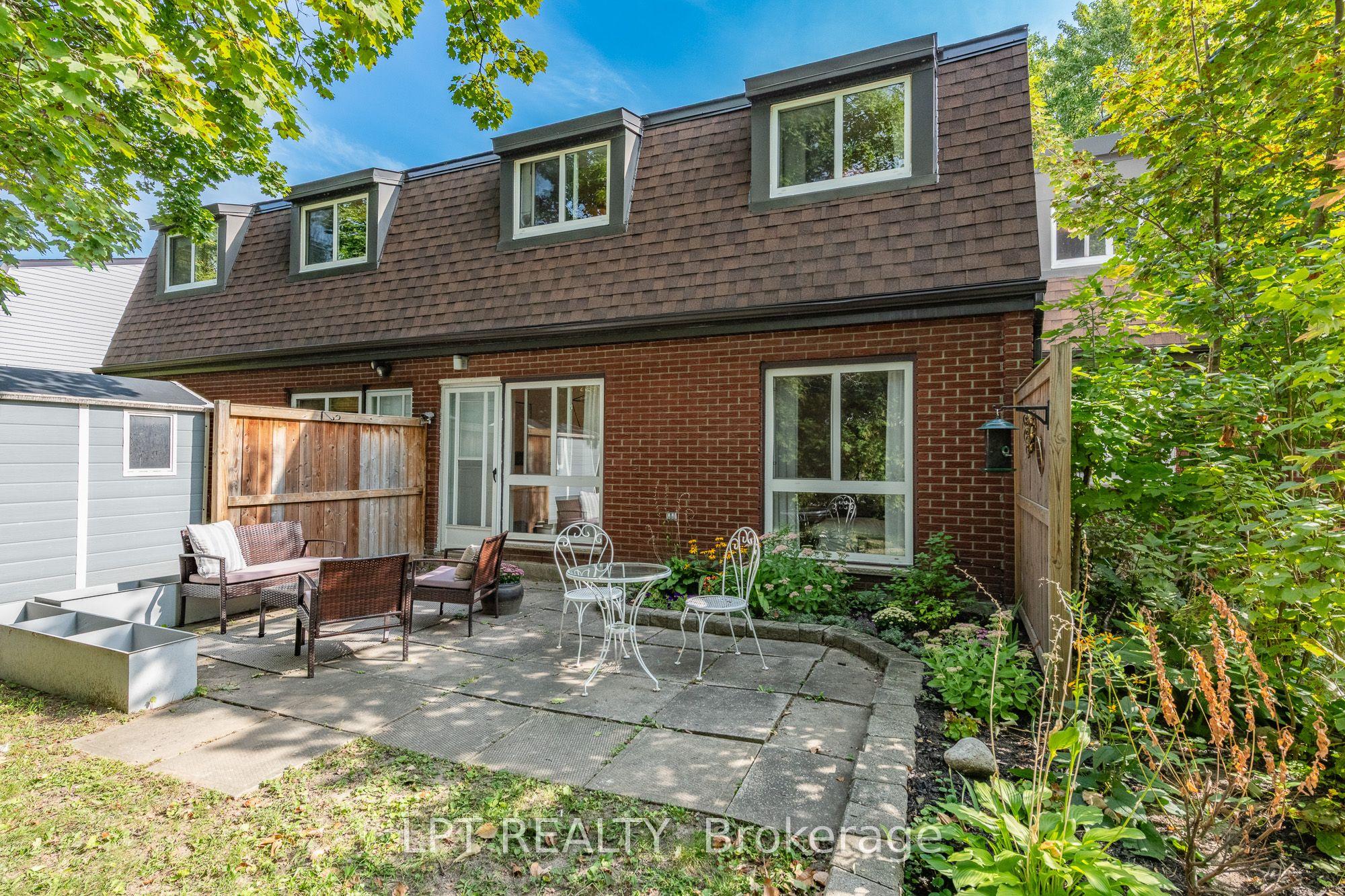 2080 OGILVIE Road 7J, Beacon Hill North - South and Area, ON K1J 7N8