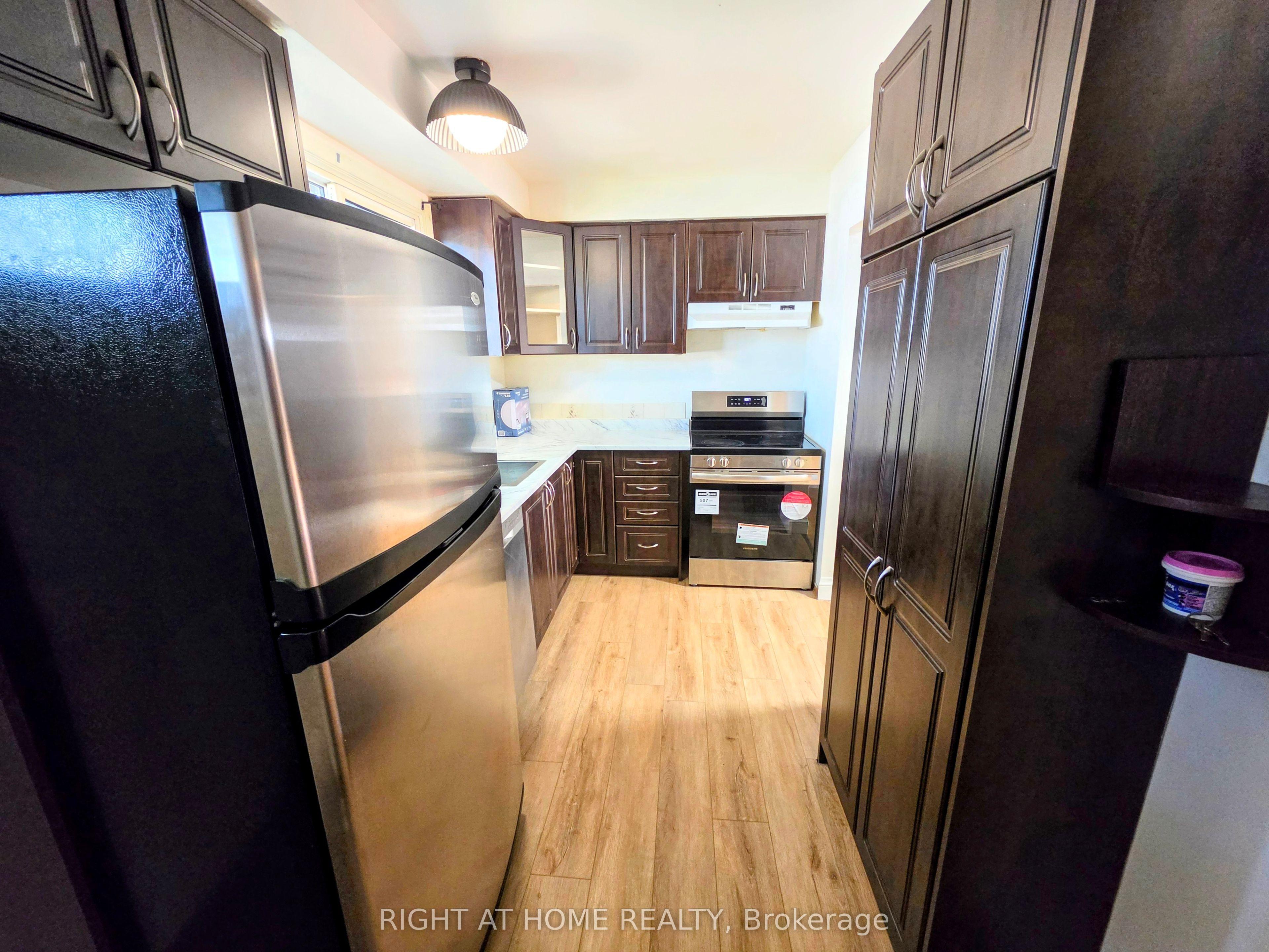 68 Riverdale Drive, Hamilton, ON L8E 1K3