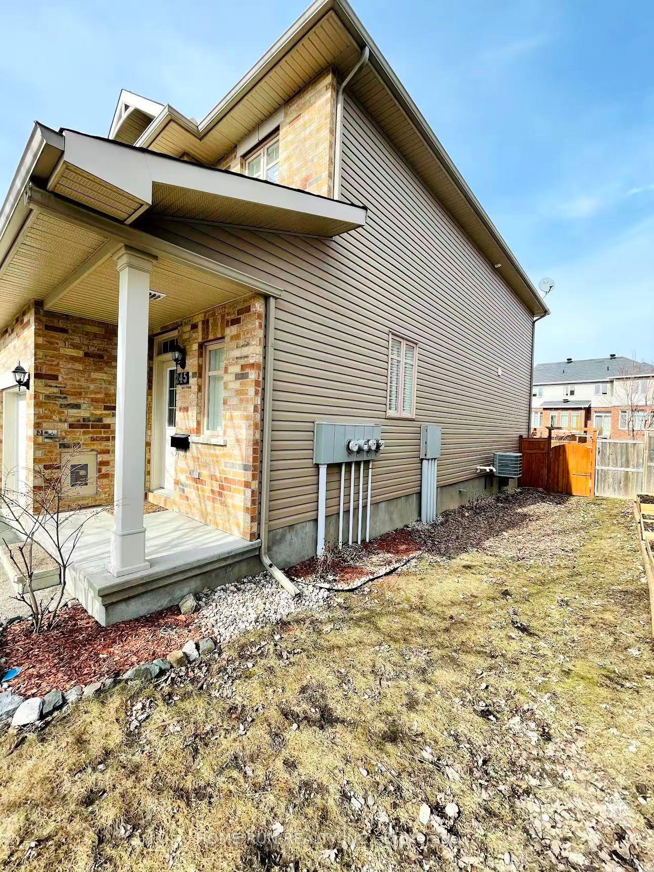 245 Badgeley Avenue, Kanata, ON K2T 0B8