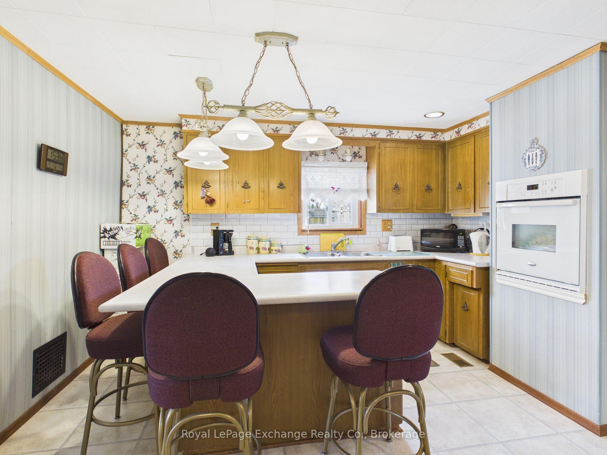350 St Albert Street, Kincardine, ON N2Z 2T8