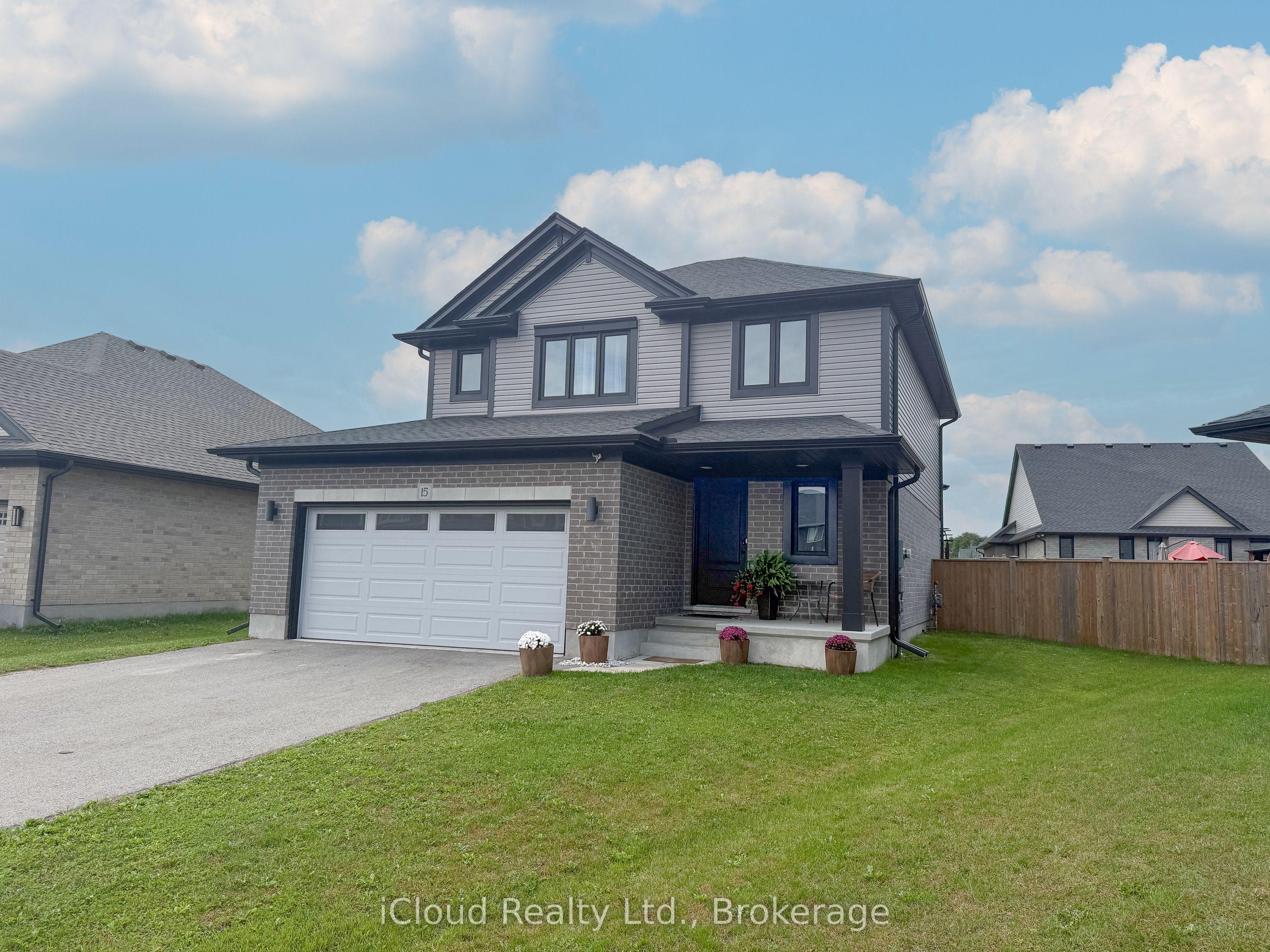 15 Curren Crescent, Tillsonburg, ON N4G 0J3