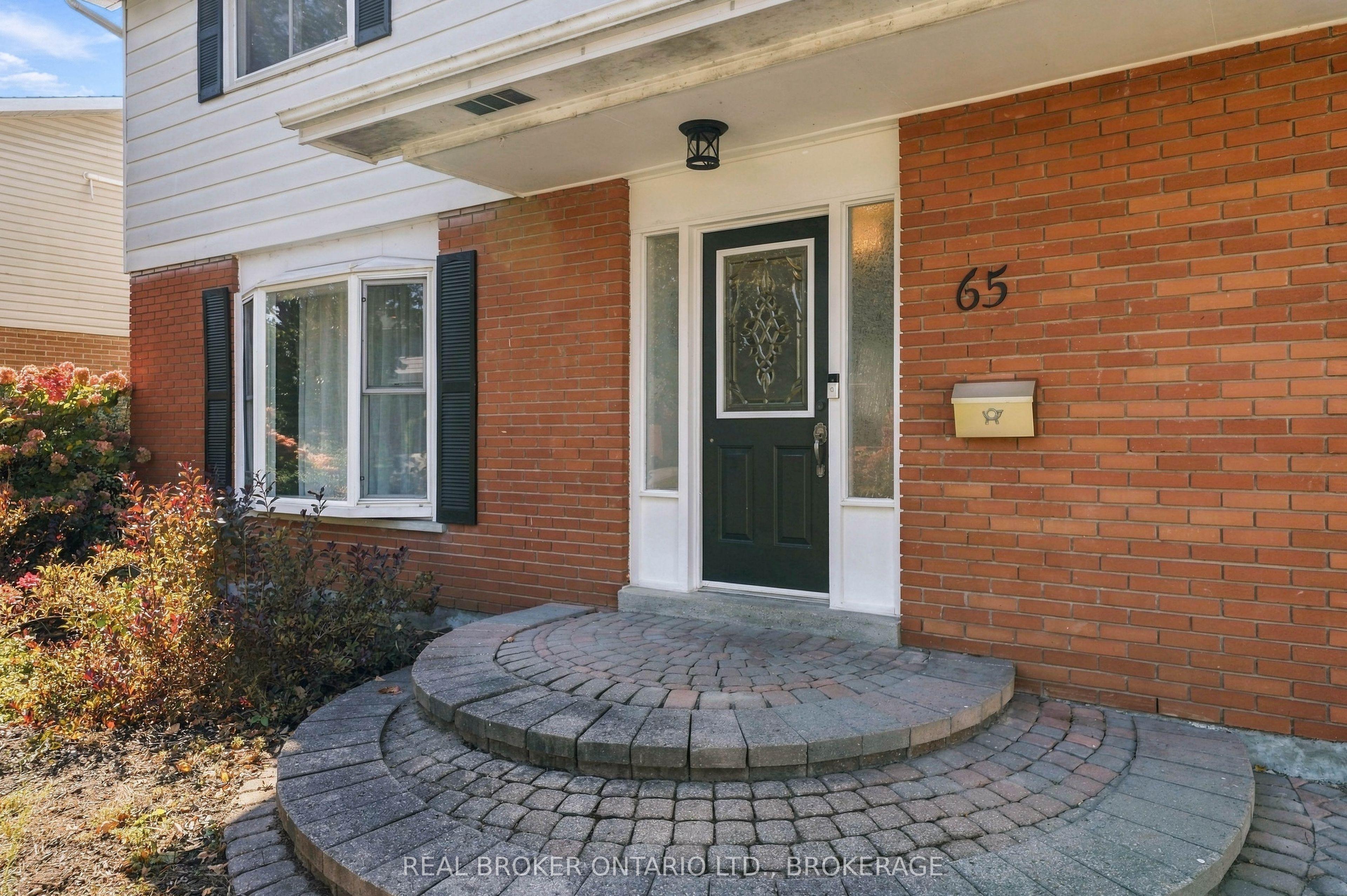 65 Barbara Street, Quinte West, ON K8V 1Z6
