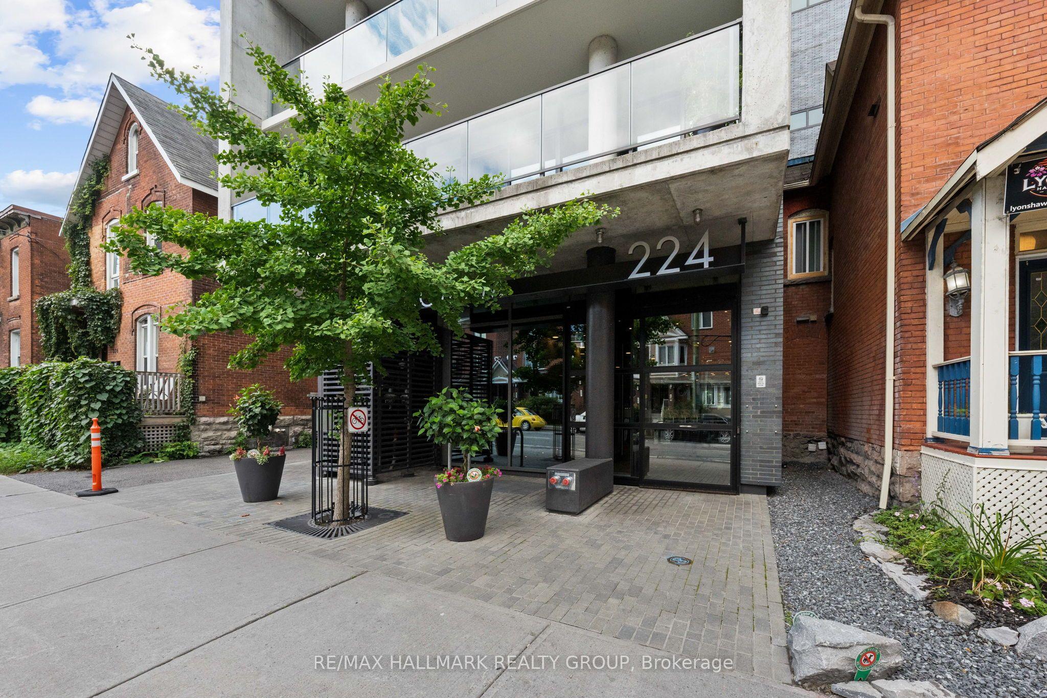224 Lyon Street N Street 1001, Ottawa Centre, ON K1R 0C1