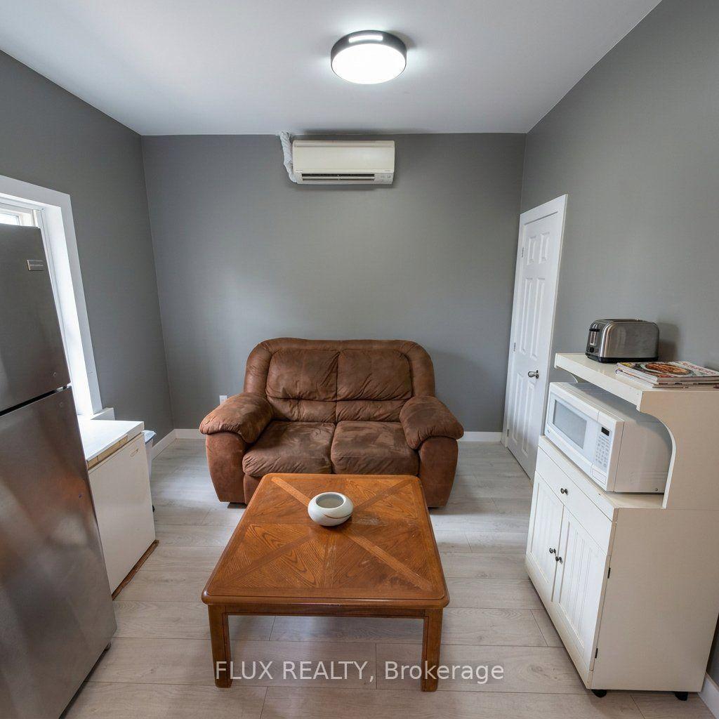 195 Waterloo Street S 3, Stratford, ON N5A 4B6