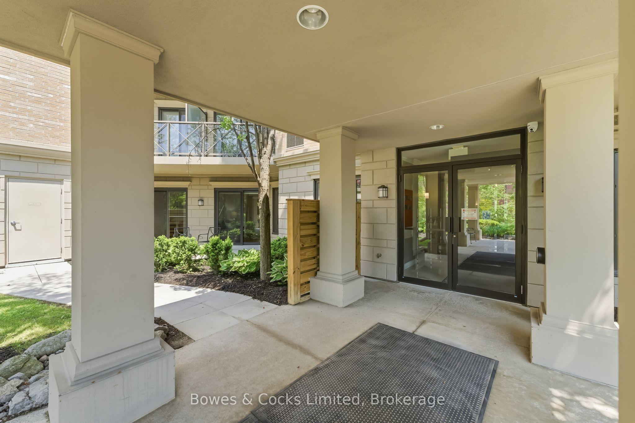 869 Clonsilla Avenue 110, Peterborough, ON K9J 0B7