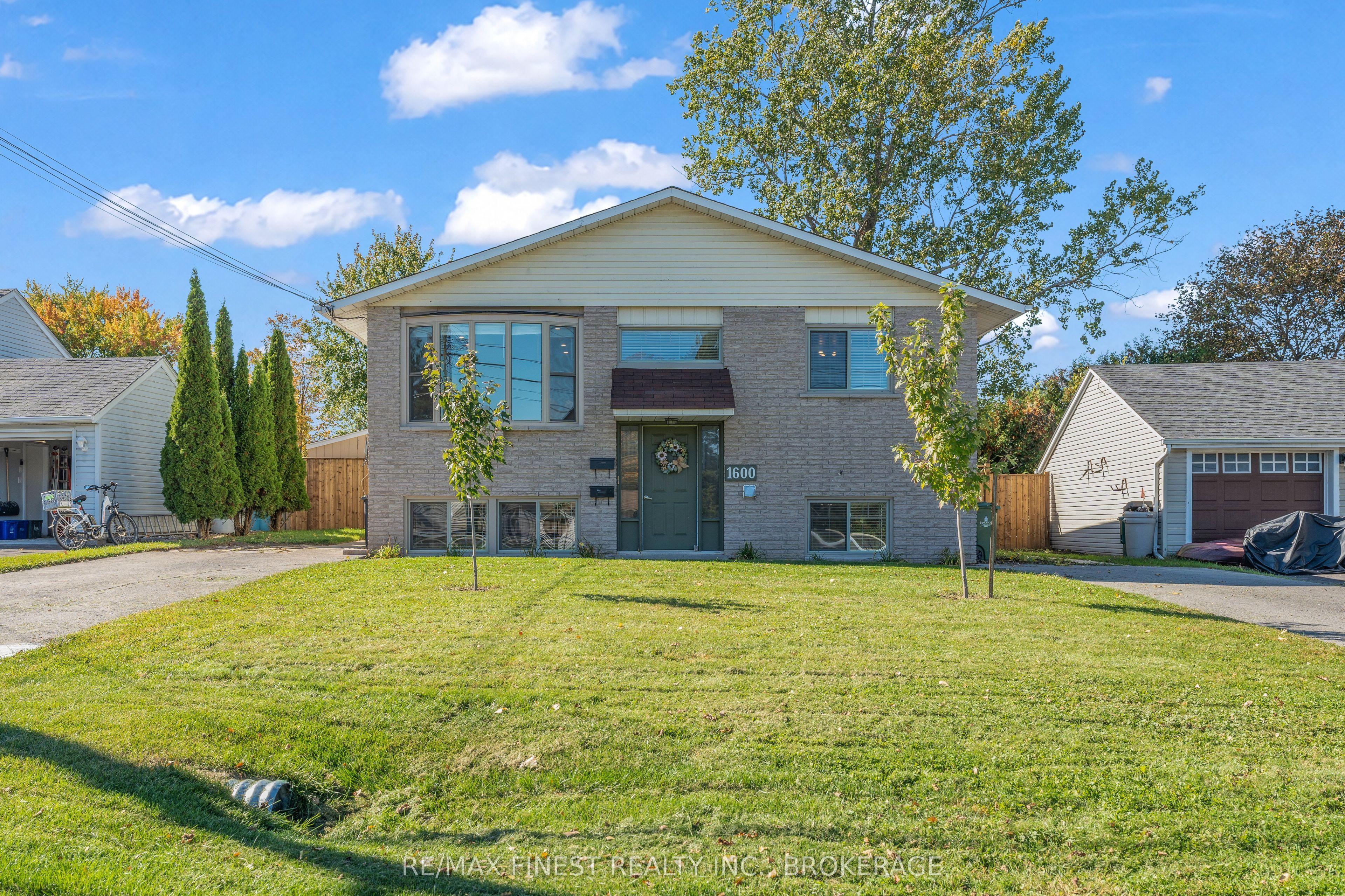 1600 Anne Street, Kingston, ON K7M 5H7