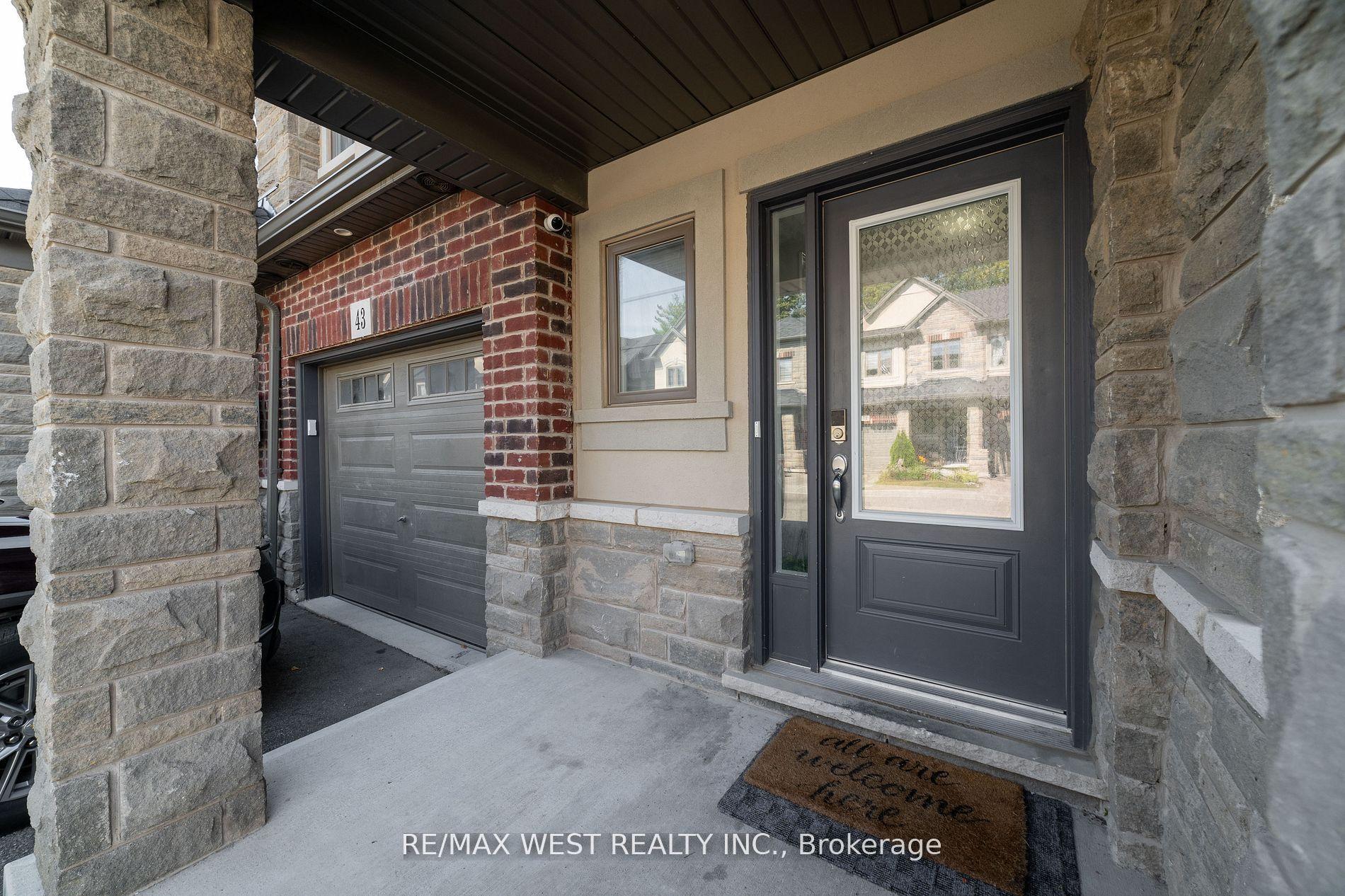 324 Equestrian Way 44, Cambridge, ON N3E 0E2