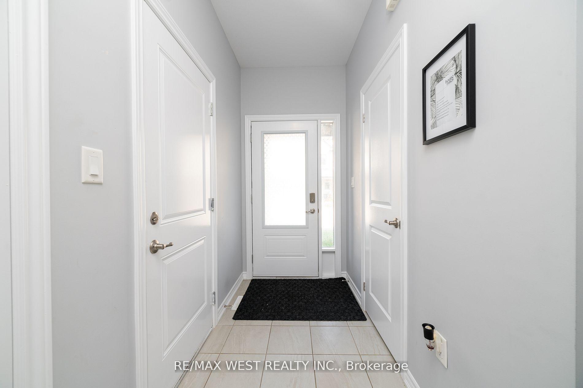 324 Equestrian Way 44, Cambridge, ON N3E 0E2