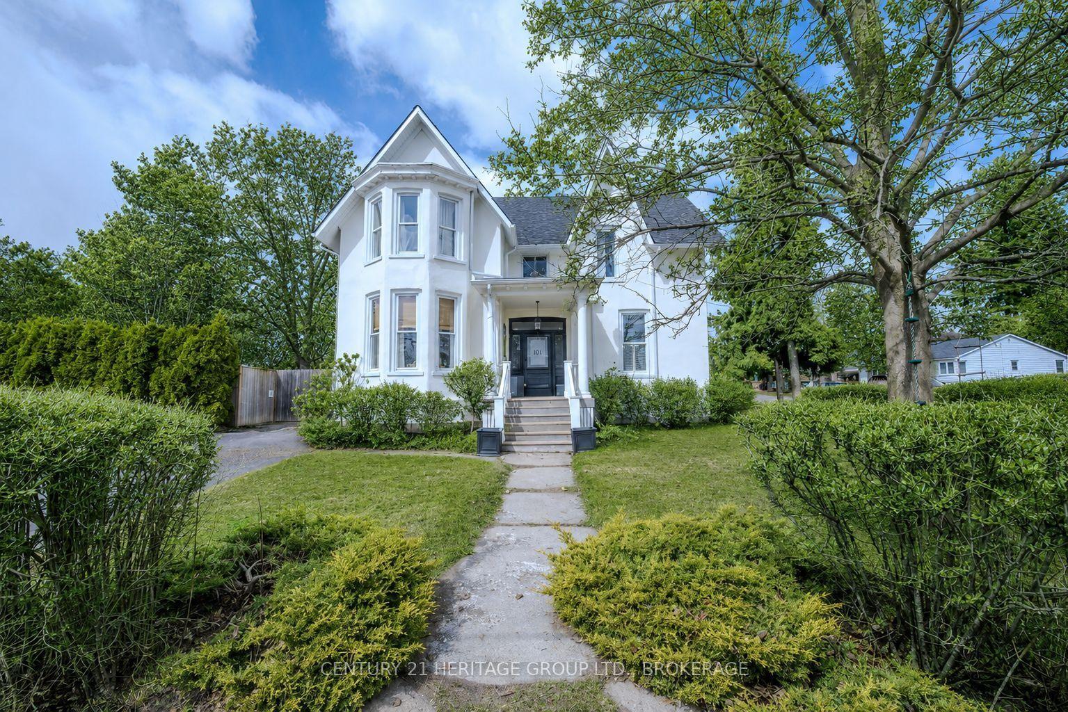 201 Bridge Street W, Greater Napanee, ON K7R 2E5