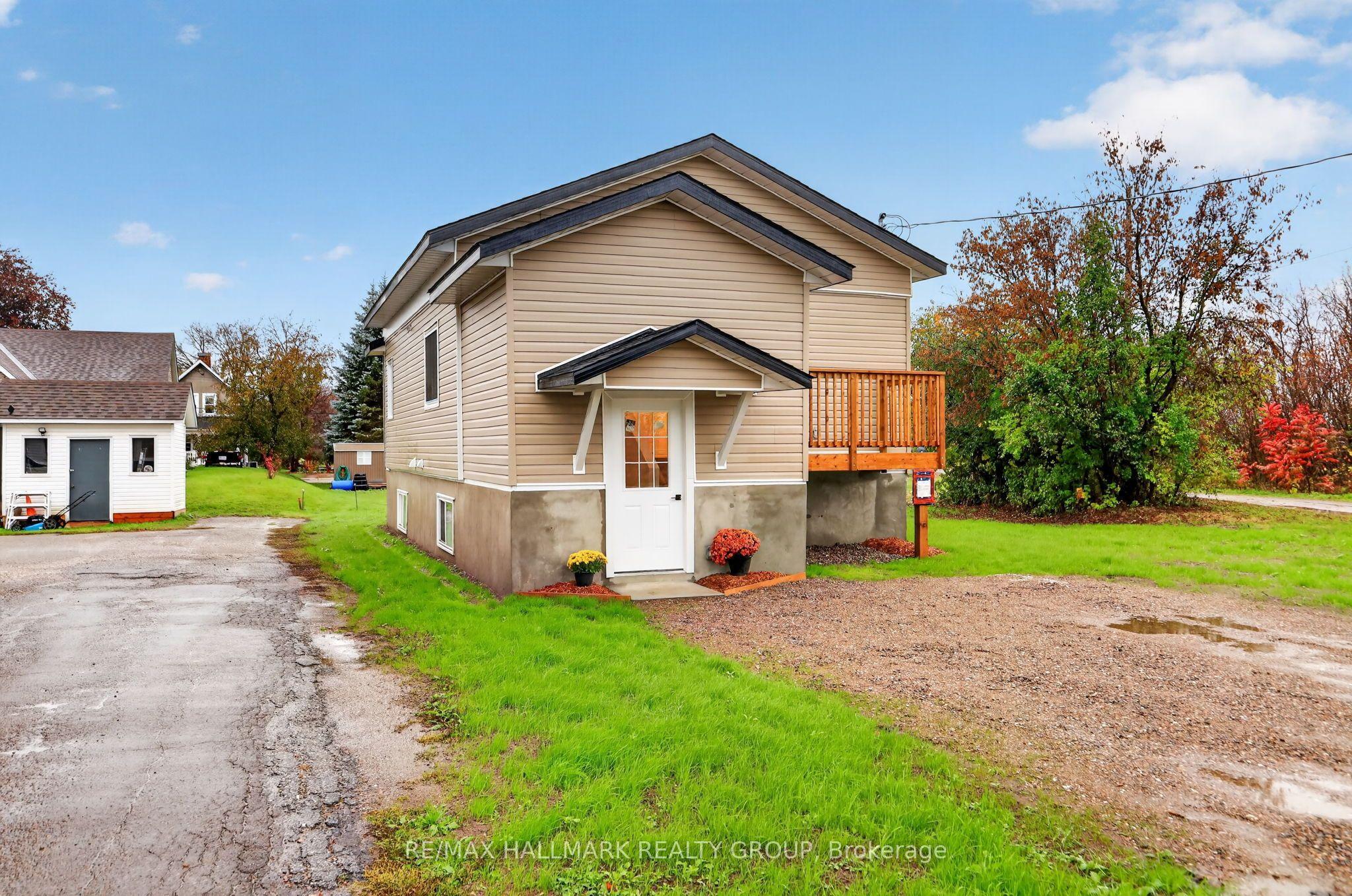 128 Bonnechere Street N, Renfrew, ON K7V 1Y9