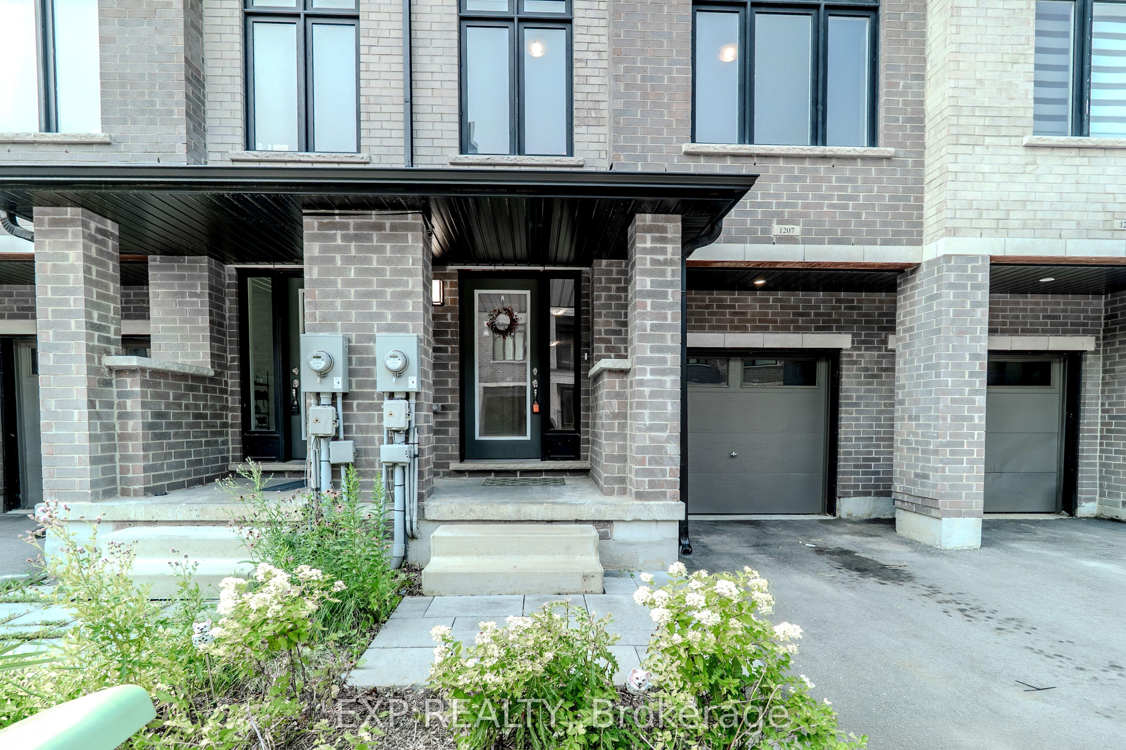 585 Colborne St Street 1207, Brantford, ON N3S 0K4