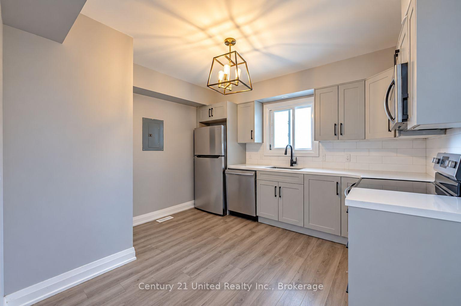 818 Orpington Road, Peterborough, ON K9J 7X5