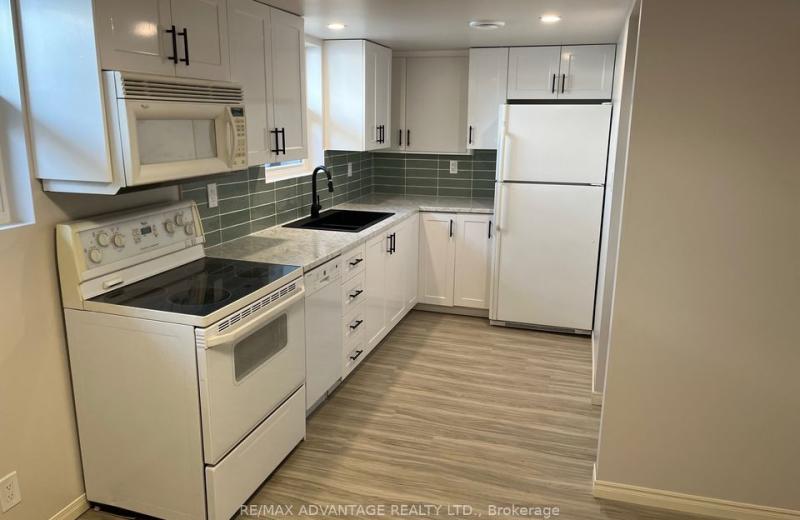 143 Downing Crescent Lower, London South, ON N6C 3C7