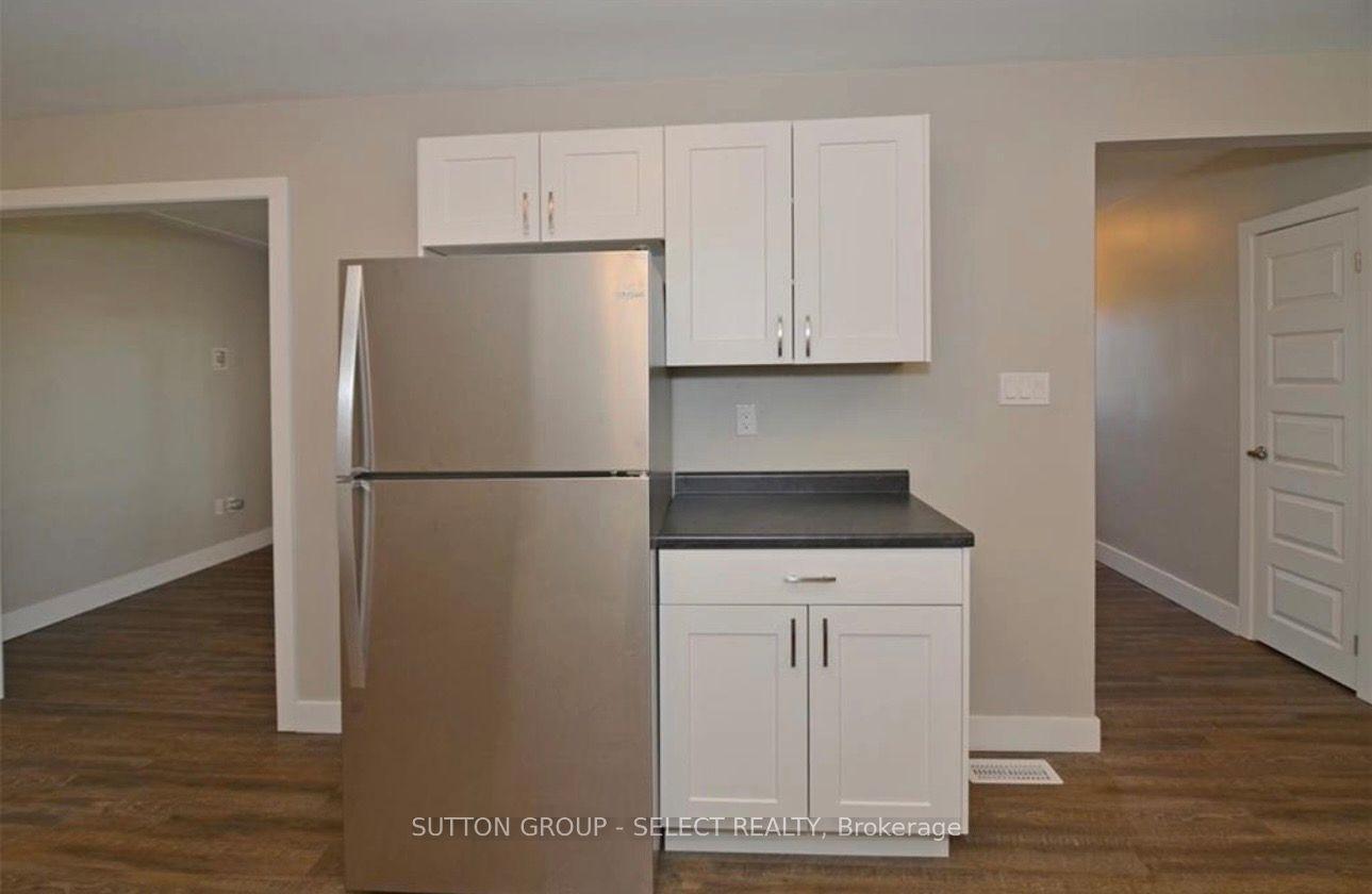 103 Westbury Avenue, London South, ON N6J 3G3