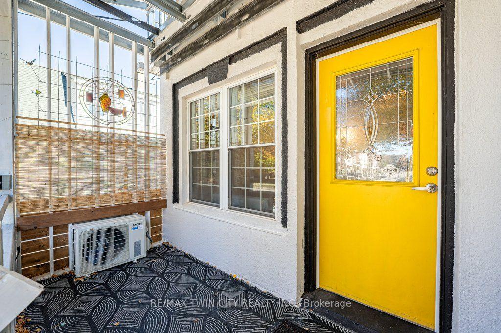82 Kehl Street, Kitchener, ON N2M 3T9