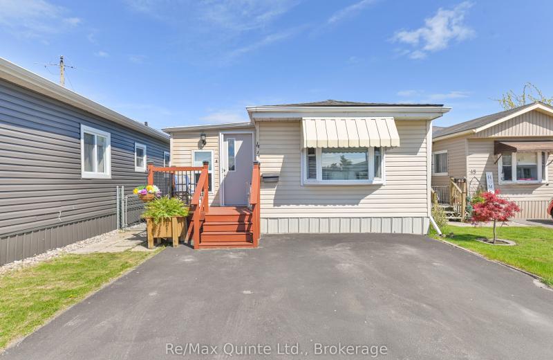 311 Dundas Street 44, Quinte West, ON K8V 1M1