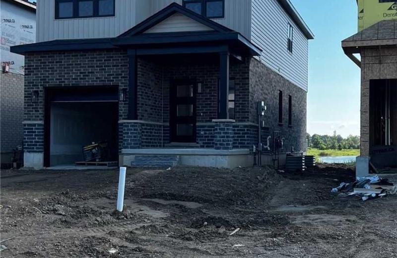 3916 Auckland Avenue, London South, ON N6L 0J3
