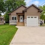 52 Queen Street, Huron East, ON N0G 1H0