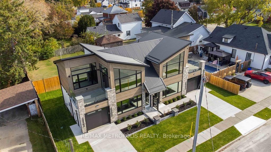 109 St Clair Street, Point Edward, ON N7V 1N6