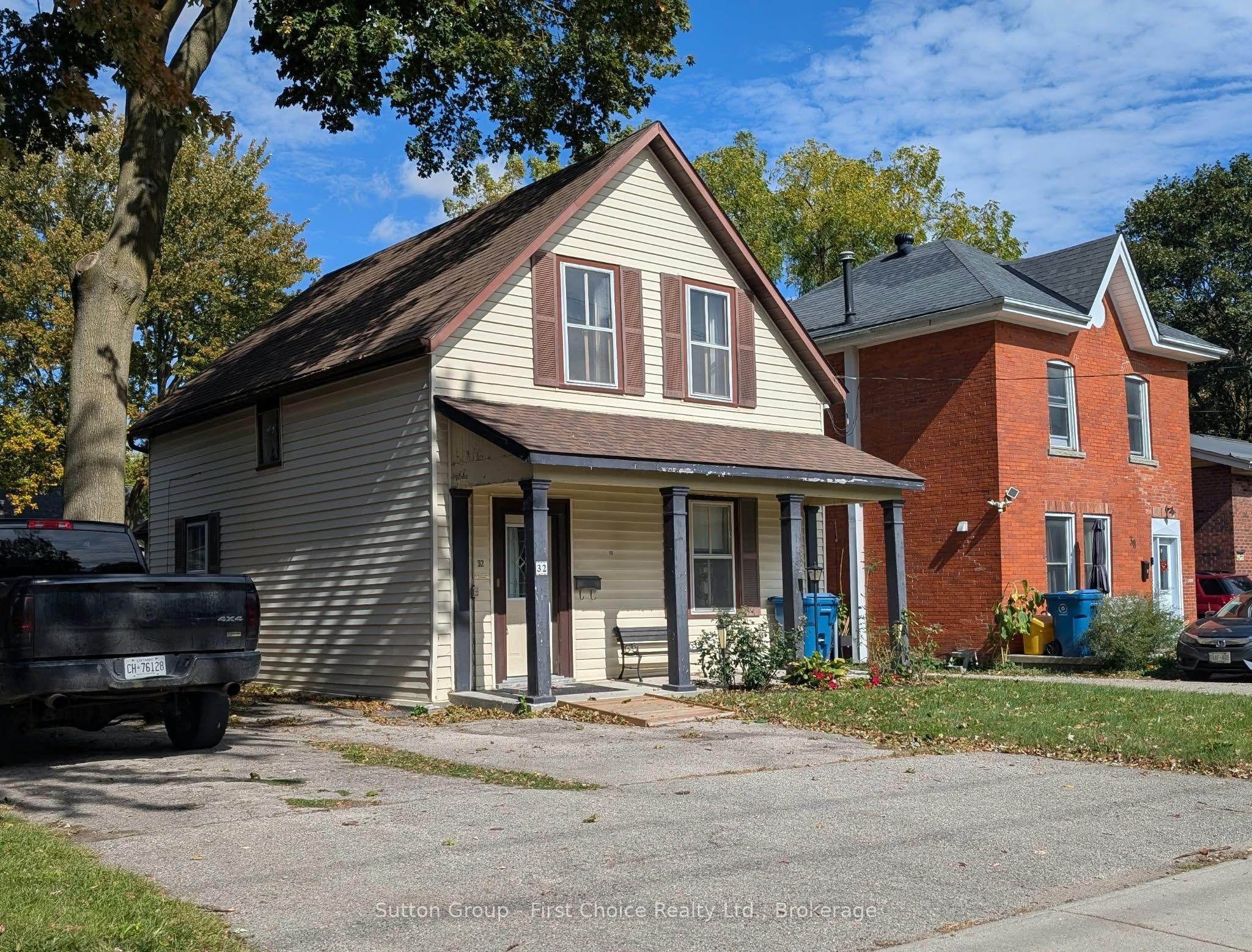 32 Falstaff Street, Stratford, ON N5A 3T3