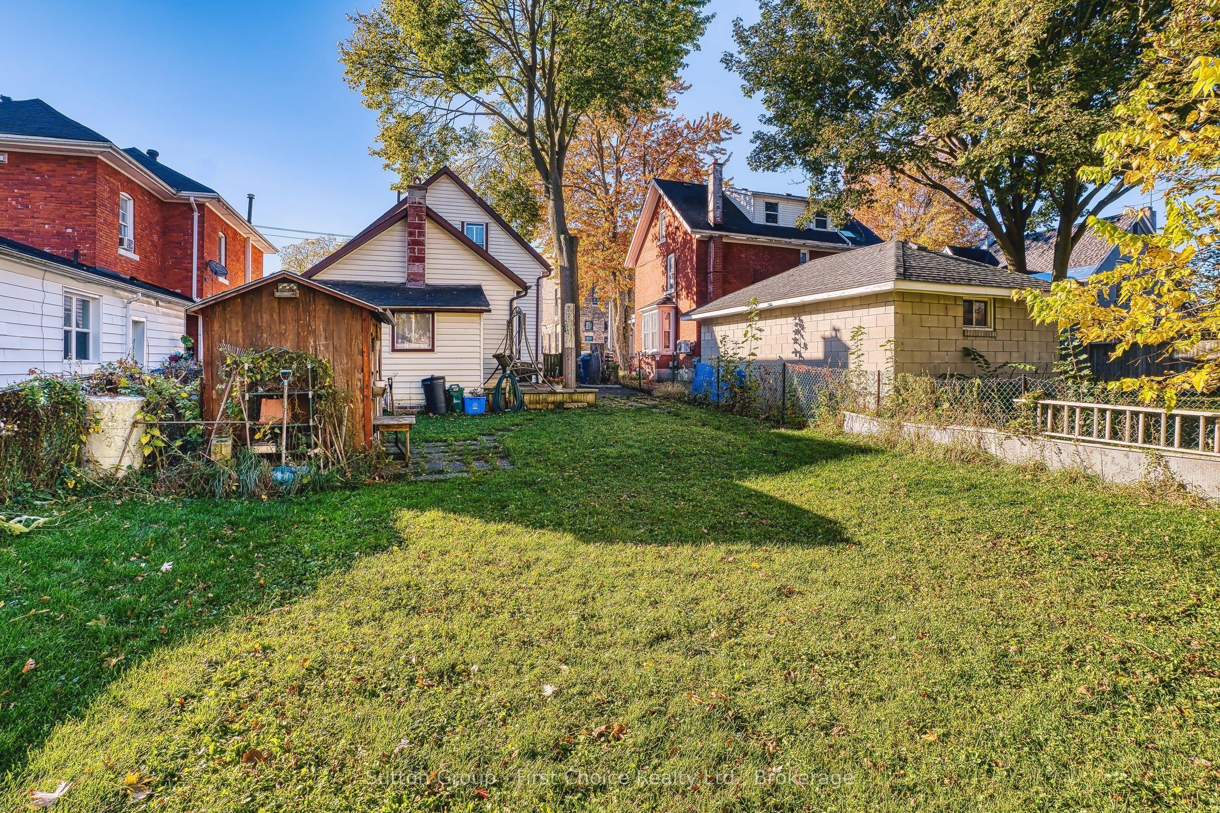 32 Falstaff Street, Stratford, ON N5A 3T3