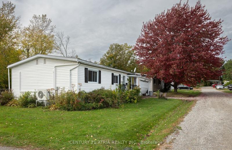 27 Cassell Lane, Rideau Lakes, ON K7A 4S5
