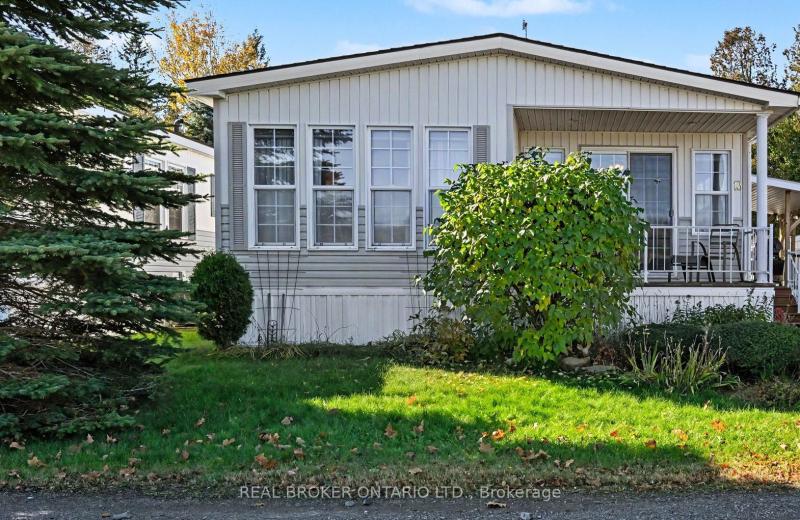 13 Du Lac Private, Stittsville - Munster - Richmond, ON K0A 1B0