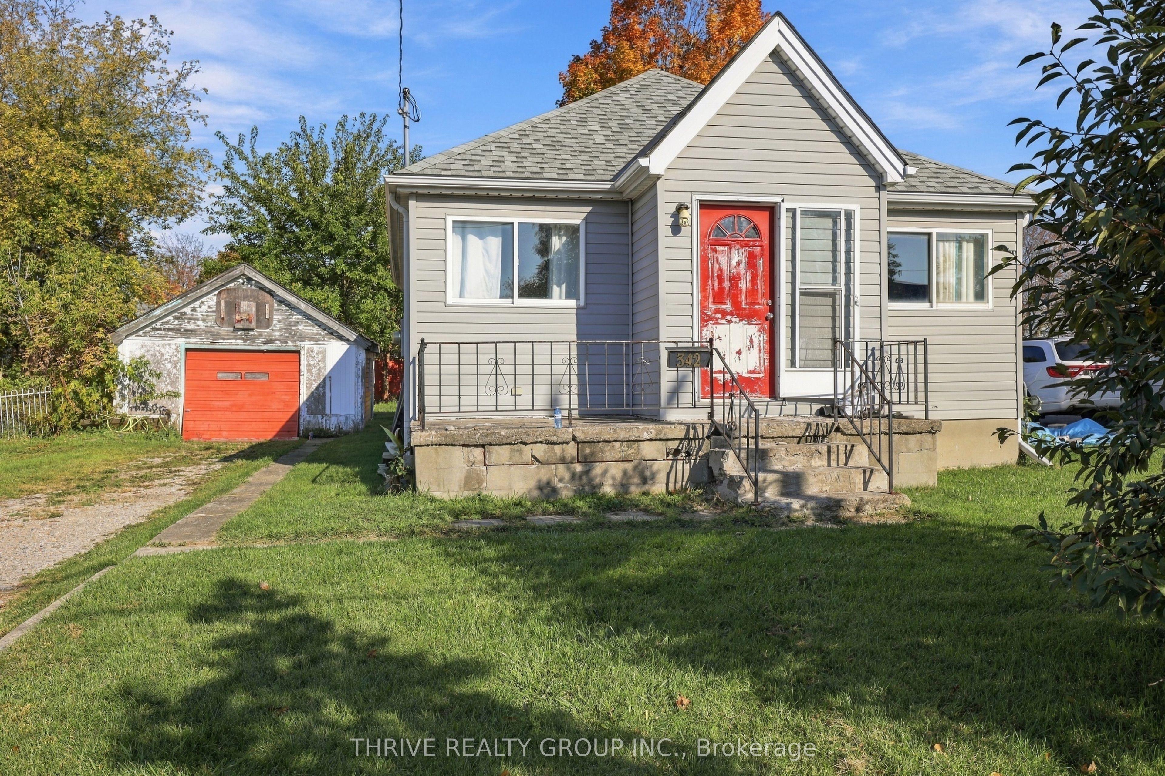 342 Thompson Road, London South, ON N5Z 2Z5