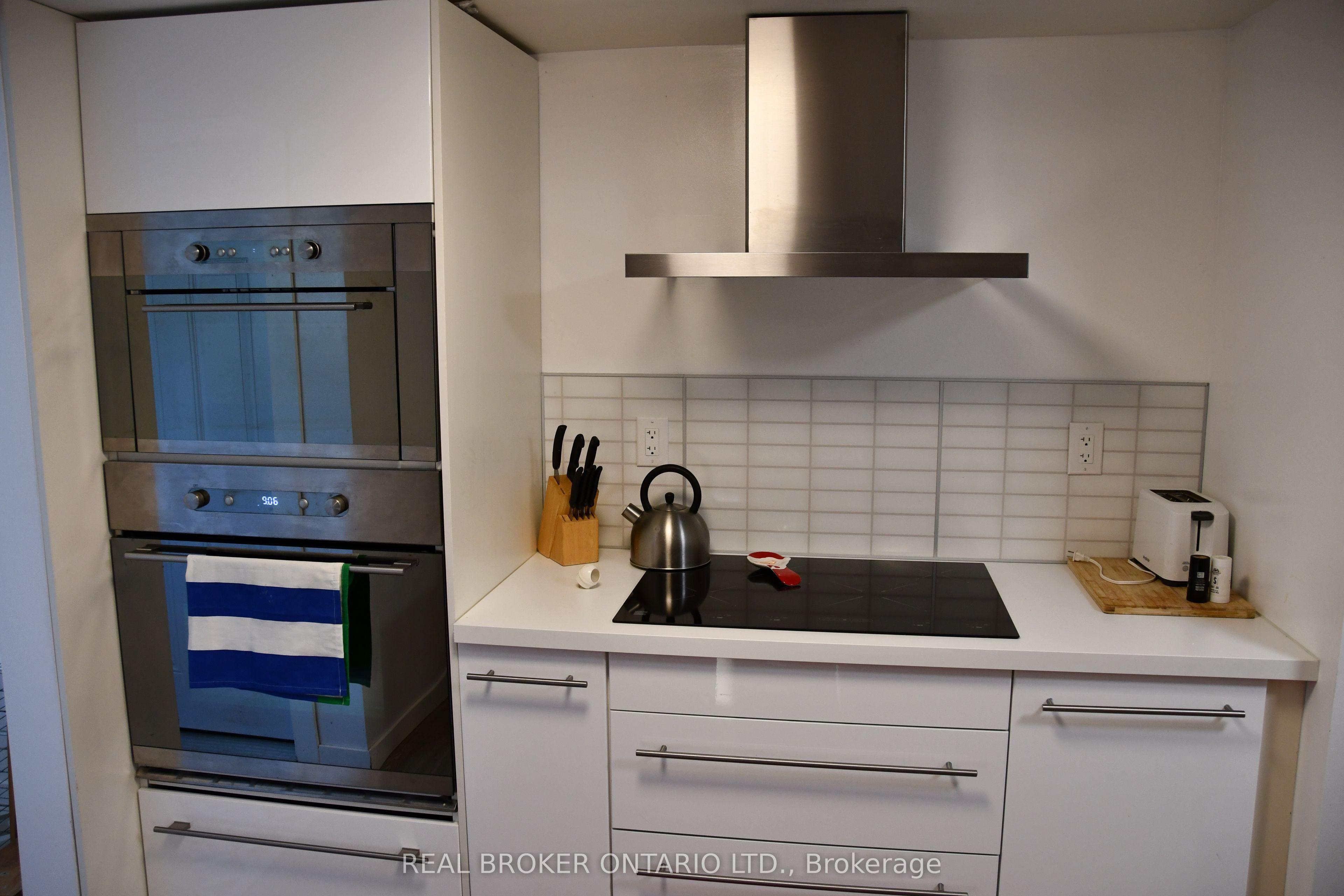 924 Watson Street B, Britannia Heights - Queensway Terrace N and Area, ON K2B 6B9