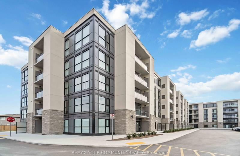50 Herrick Avenue Upper PH04, St. Catharines, ON L2P 2T9