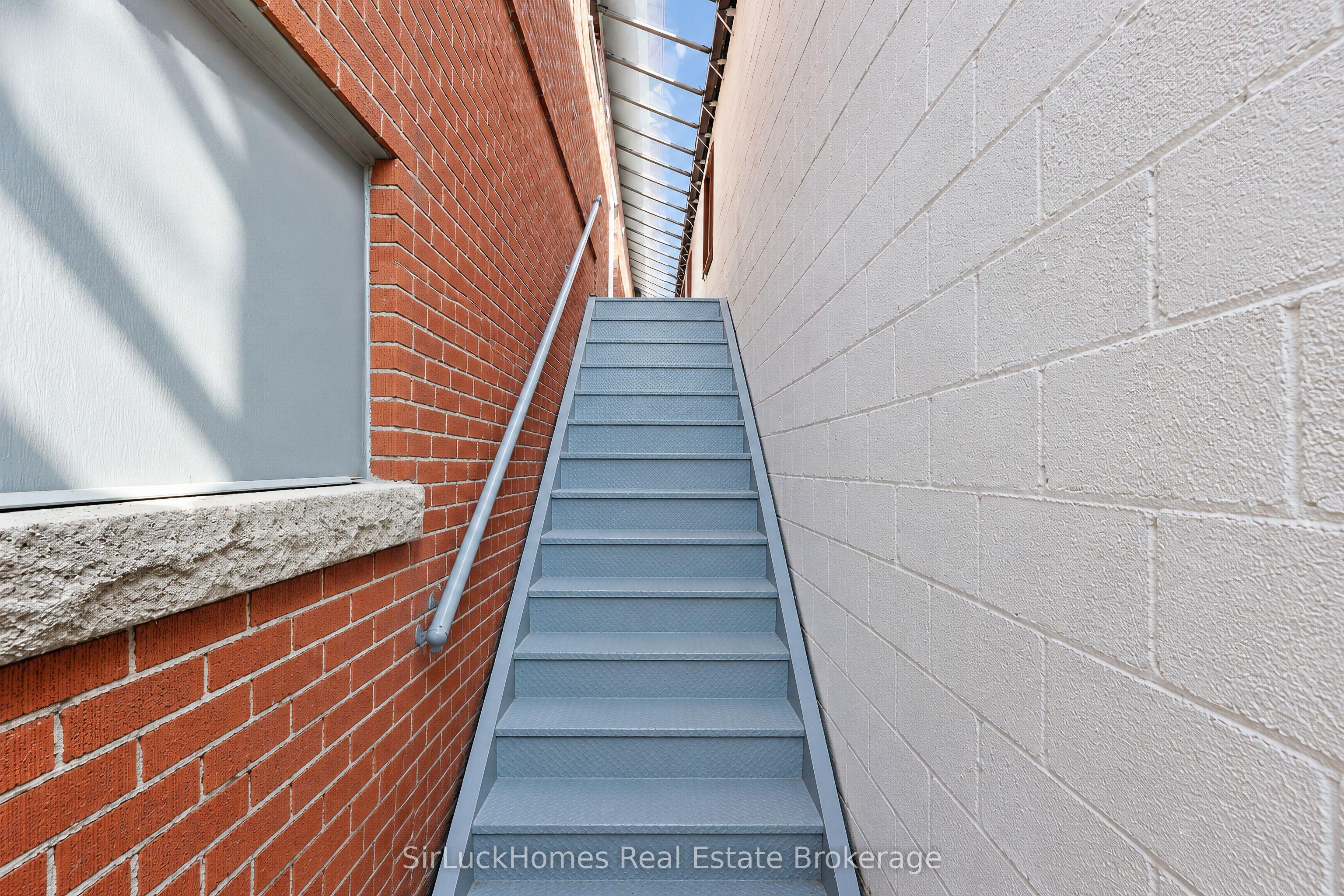 1241 Main Street E 2, Hamilton, ON L8K 1A8