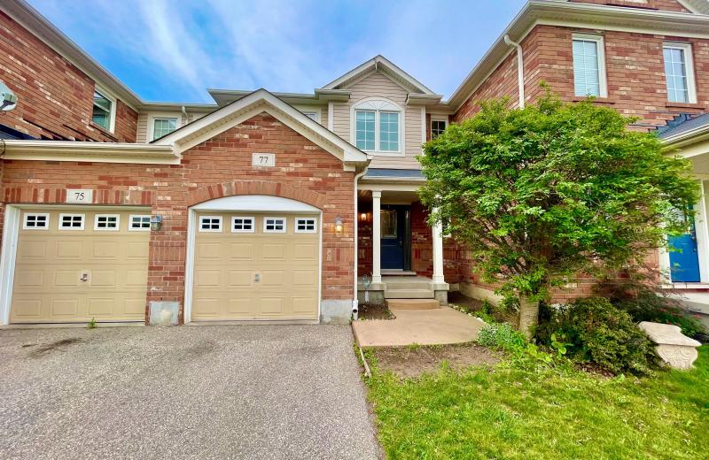 77 Manhattan Circle, Cambridge, ON N3C 0C4